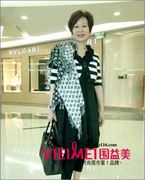围益美时尚长巾搭配法 教你如果做街头达人,最新服装图片-围益美商城