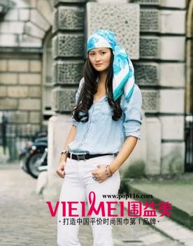 时尚丝巾的各种搭法 达人如何变时尚,最新服装图片-围益美商城